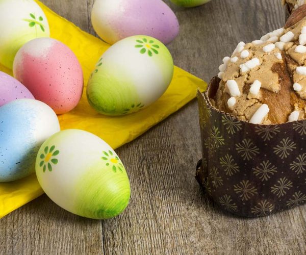 colomba artigianale con uova di pasqua, pasticceria fratelli d'antonio terni